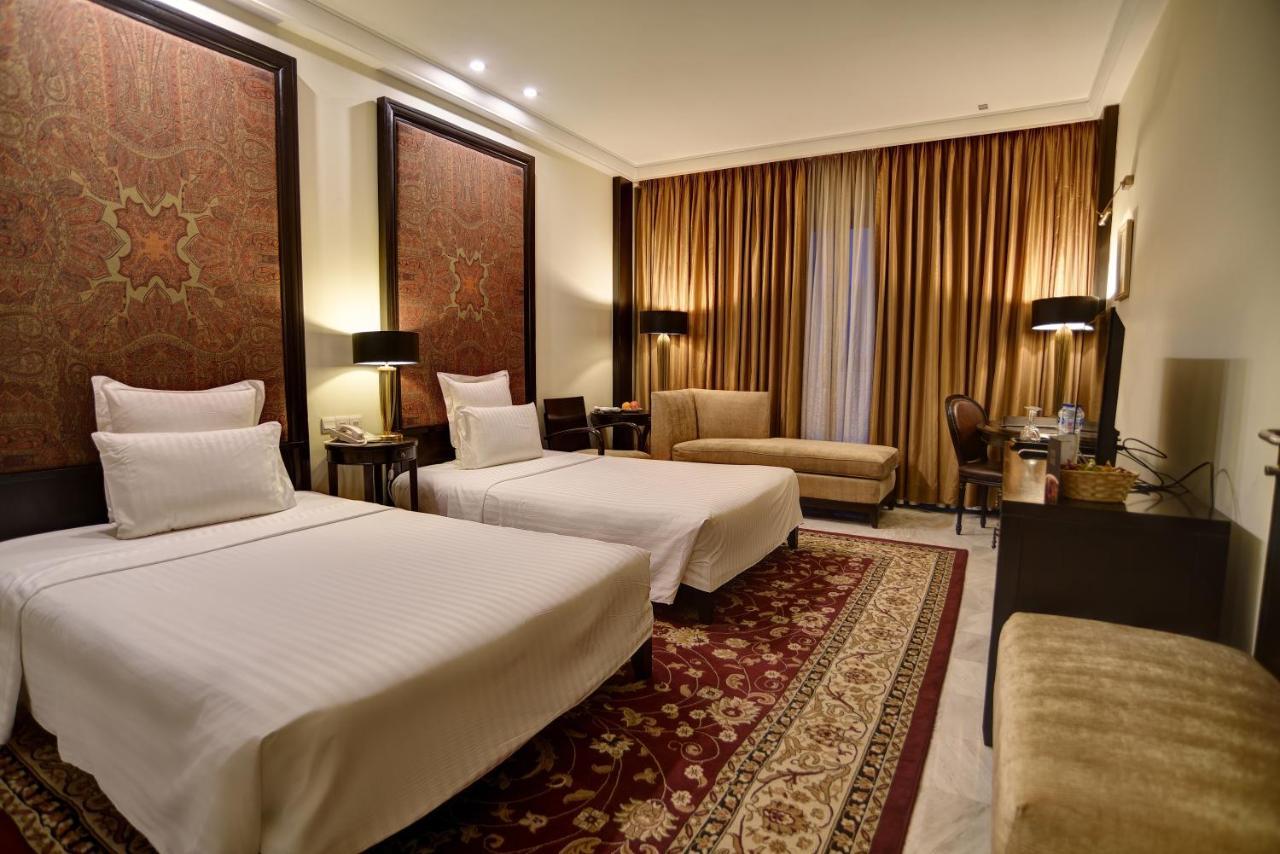 Pearl Continental Hotel, Muzaffarabad Exteriér fotografie